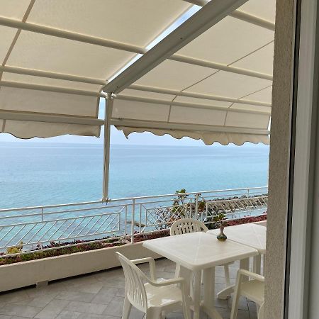 פיצו Villa Laura - Sul Mare מראה חיצוני תמונה